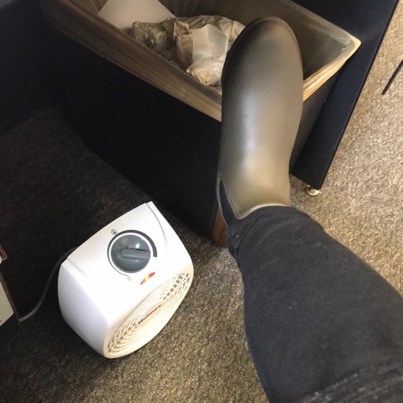 Meet your Posher, Nadege - Picture 1 of 1